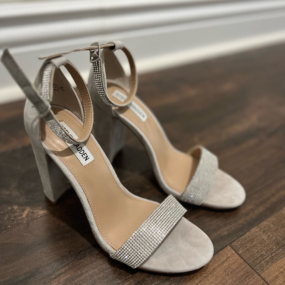 Steve Madden Silver and Gray Heels